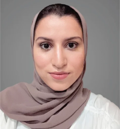 الدكتورة / سارة نعماني